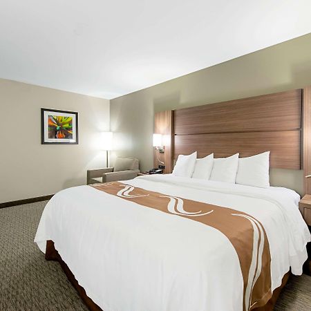 Quality Inn Mishawaka Near Notre Dame Екстериор снимка