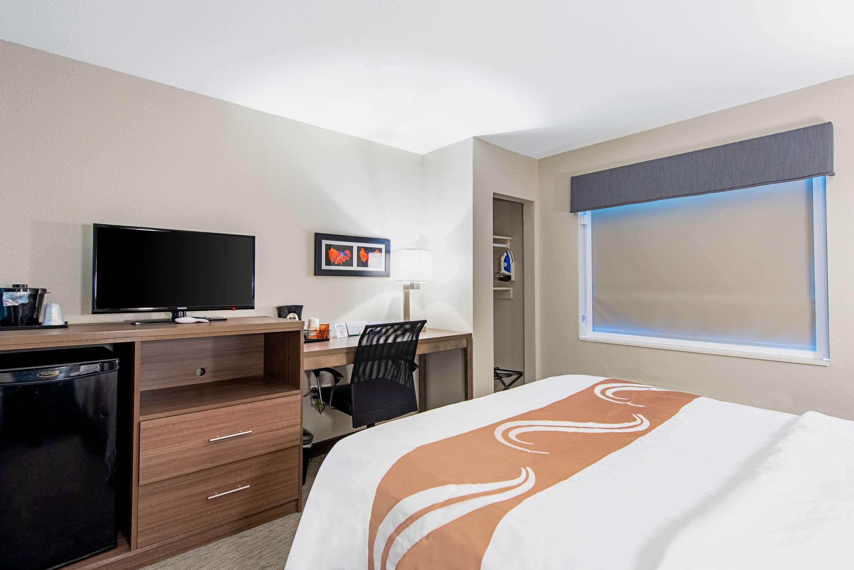 Quality Inn Mishawaka Near Notre Dame Екстериор снимка