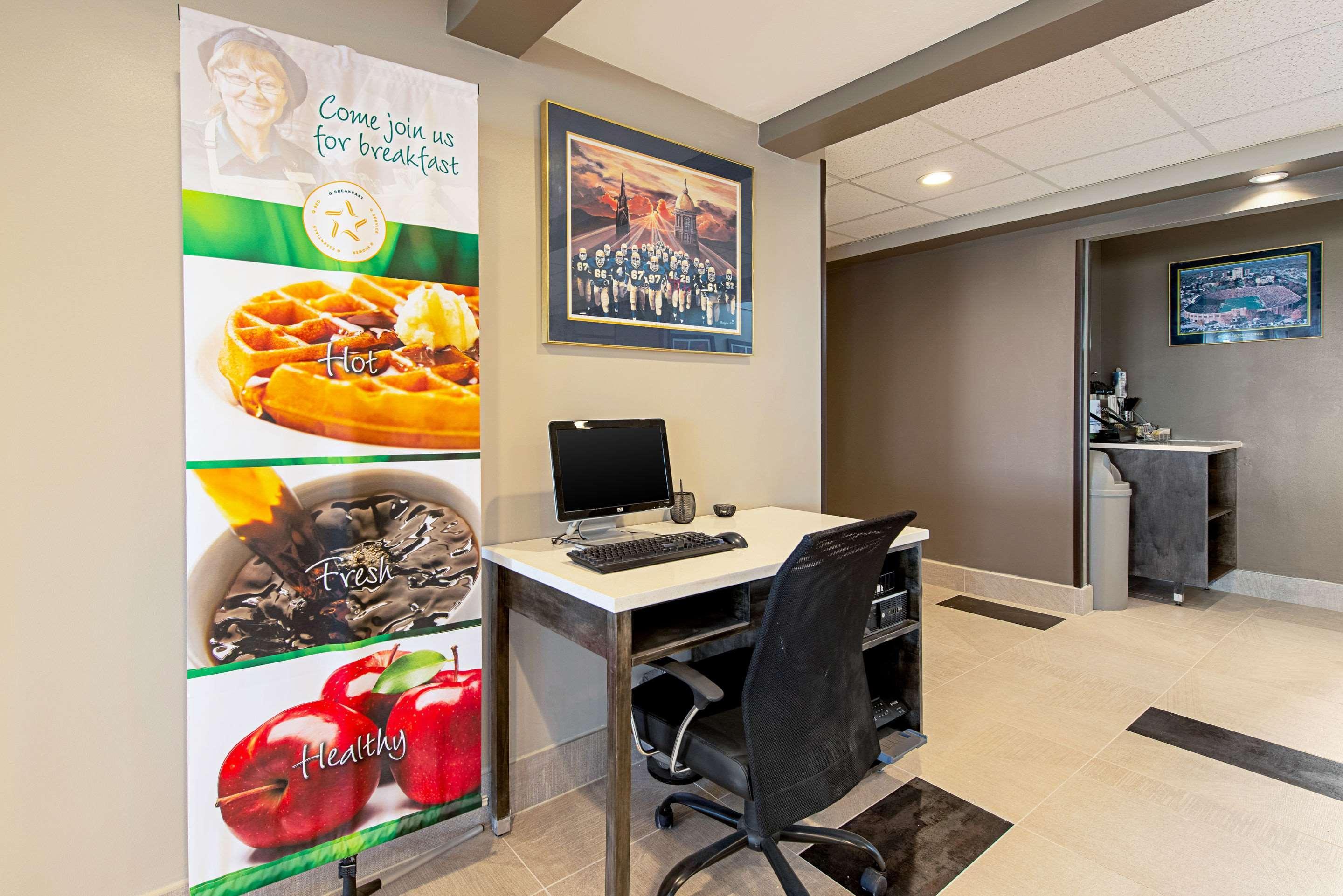 Quality Inn Mishawaka Near Notre Dame Екстериор снимка