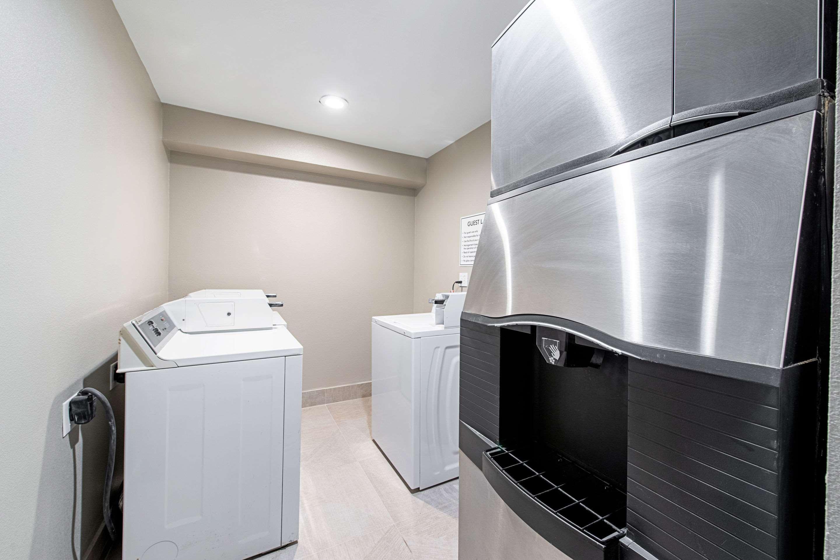 Quality Inn Mishawaka Near Notre Dame Екстериор снимка