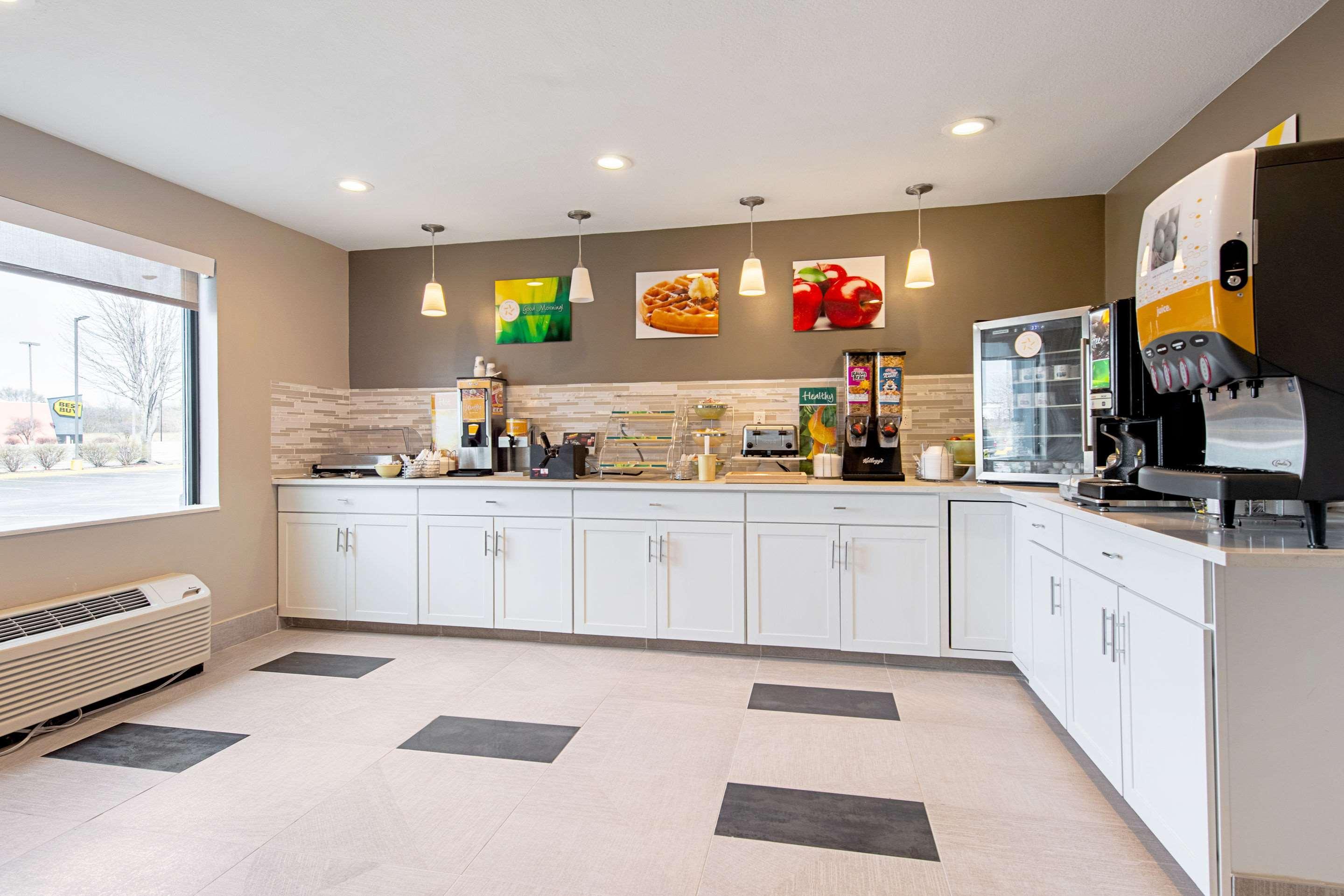 Quality Inn Mishawaka Near Notre Dame Екстериор снимка