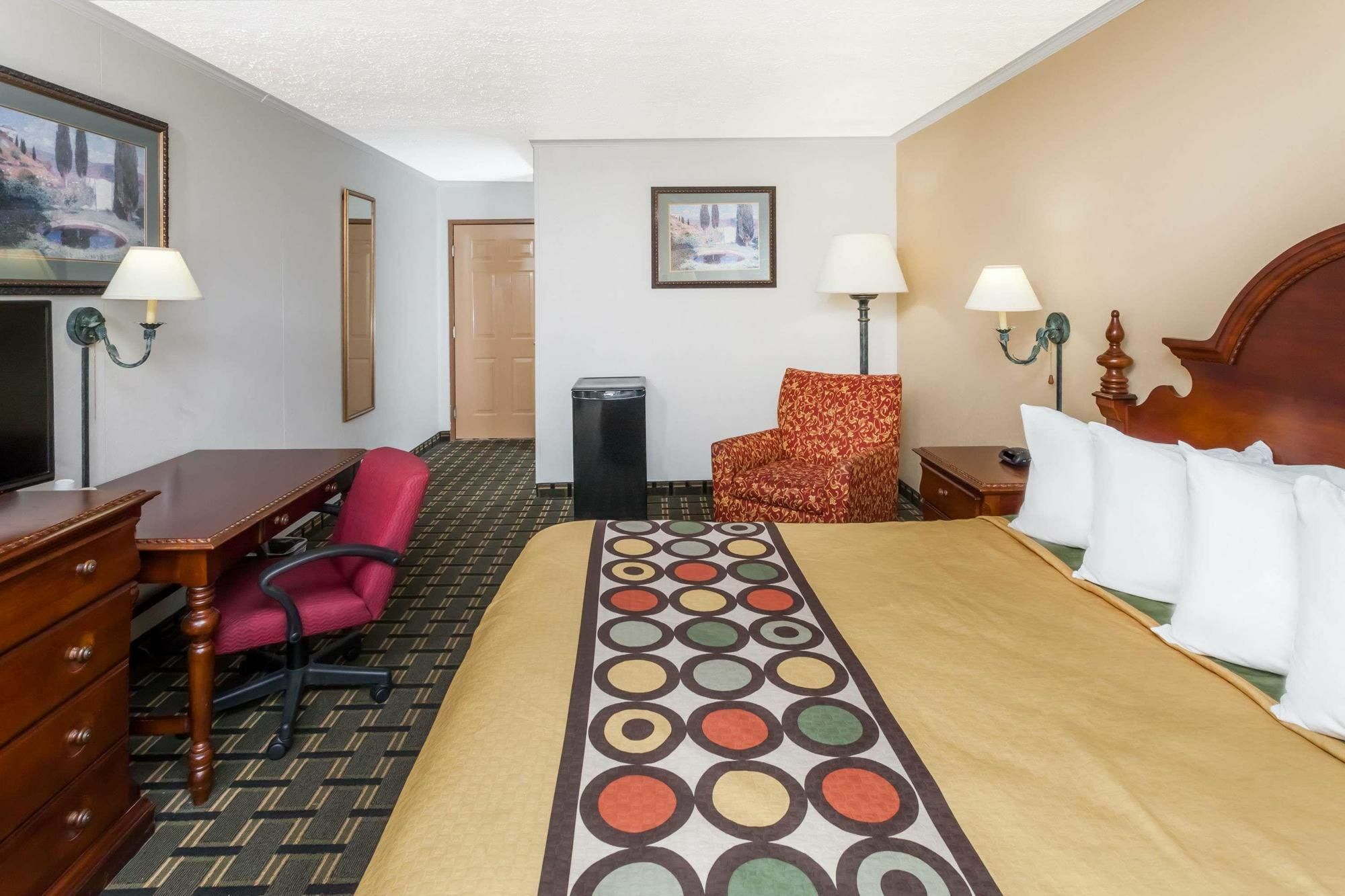 Quality Inn Mishawaka Near Notre Dame Екстериор снимка