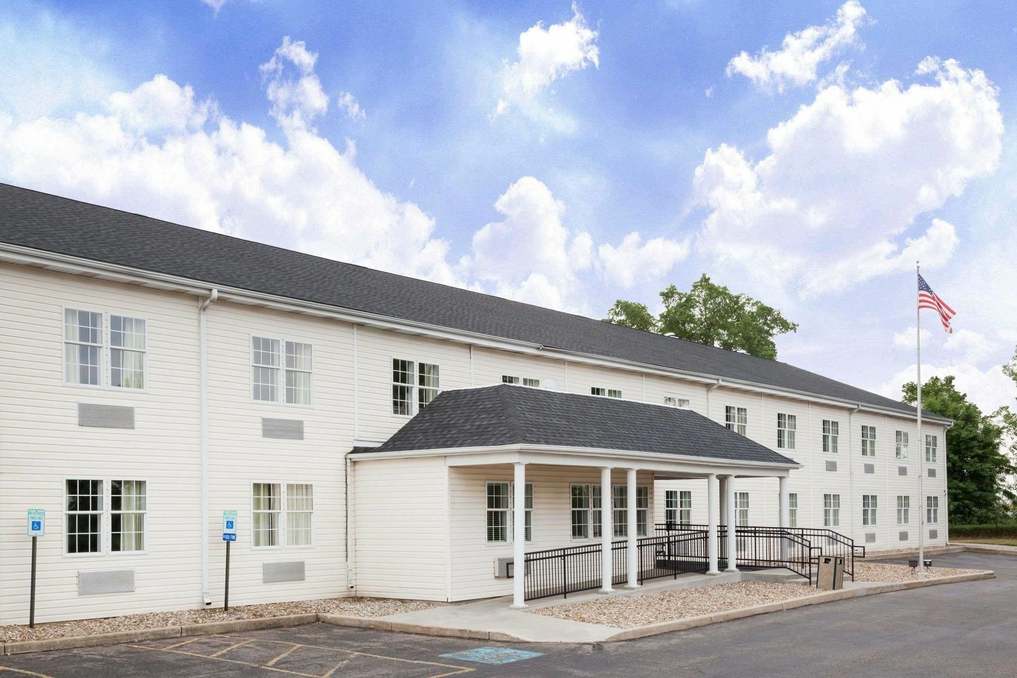 Quality Inn Mishawaka Near Notre Dame Екстериор снимка